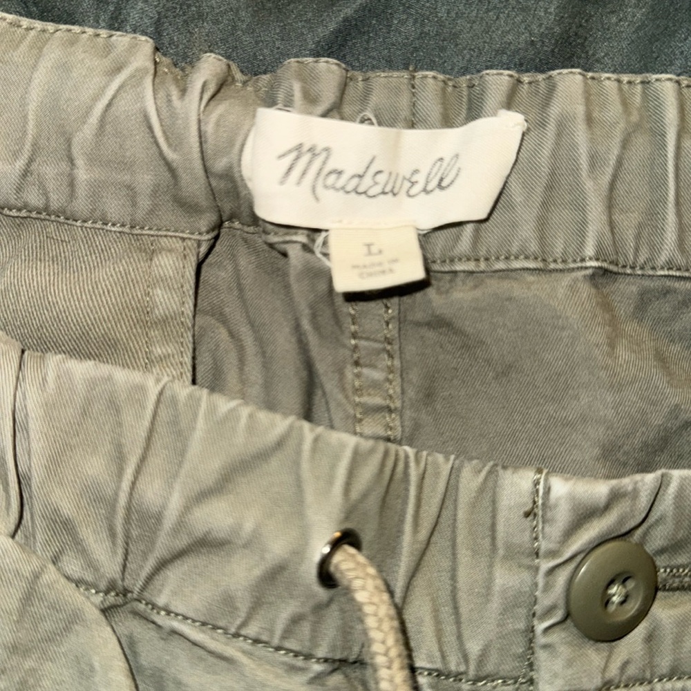 Madewell Mens Pull-On Shorts Large Olive Green Everyday Drawstring